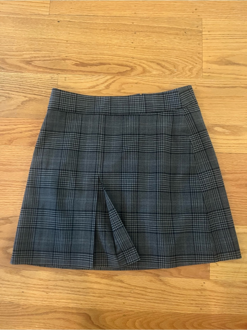 J.Crew Italian Stretch Wool Plaid Pleated Mini Skirt Size 6